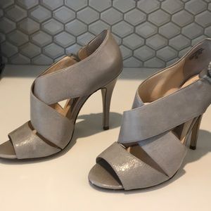 Grey strappy heels with cute zipper accent